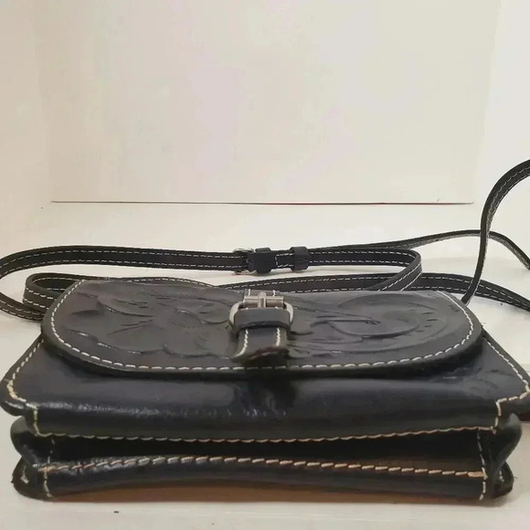 Patricia Nash Torri Crossbody Dark Blue - Picture 2 of 3